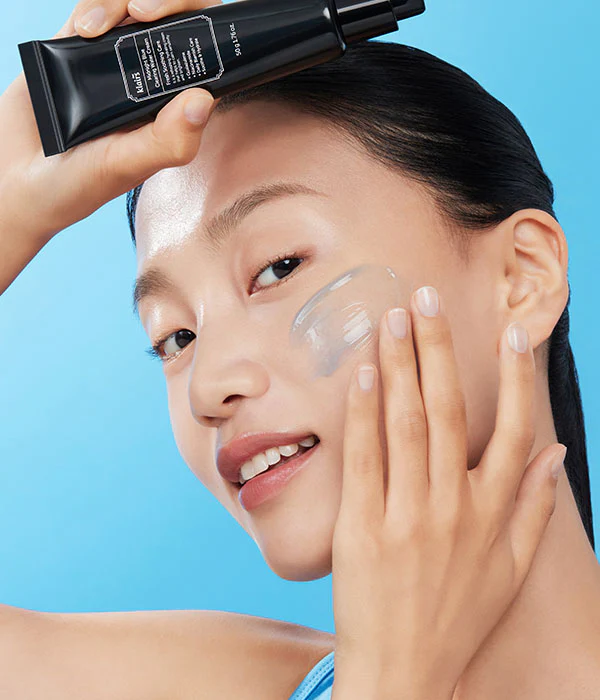 Dear Klairs Midnight Blue Clearing Water Cream - Image 2