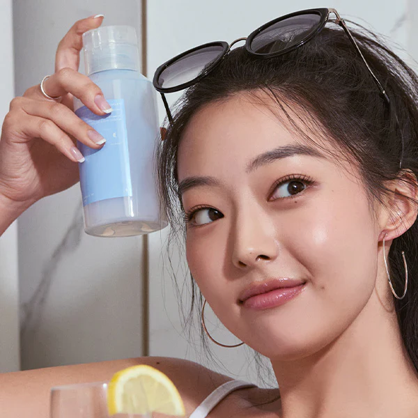 glow Clean & Polished Lemon Vitamin Toner - Image 3
