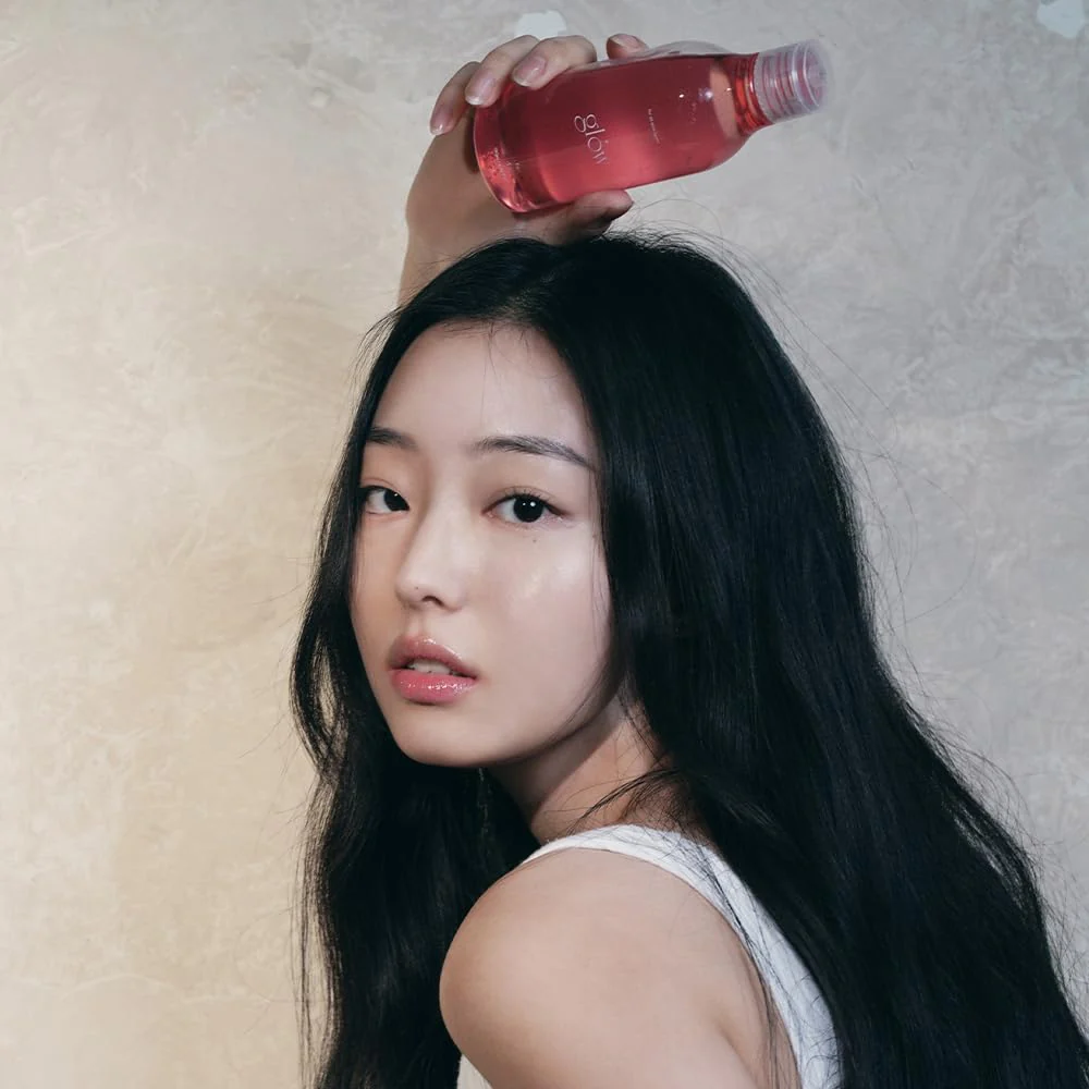 glow Guava Facial Treatment Cleanser - Image 3