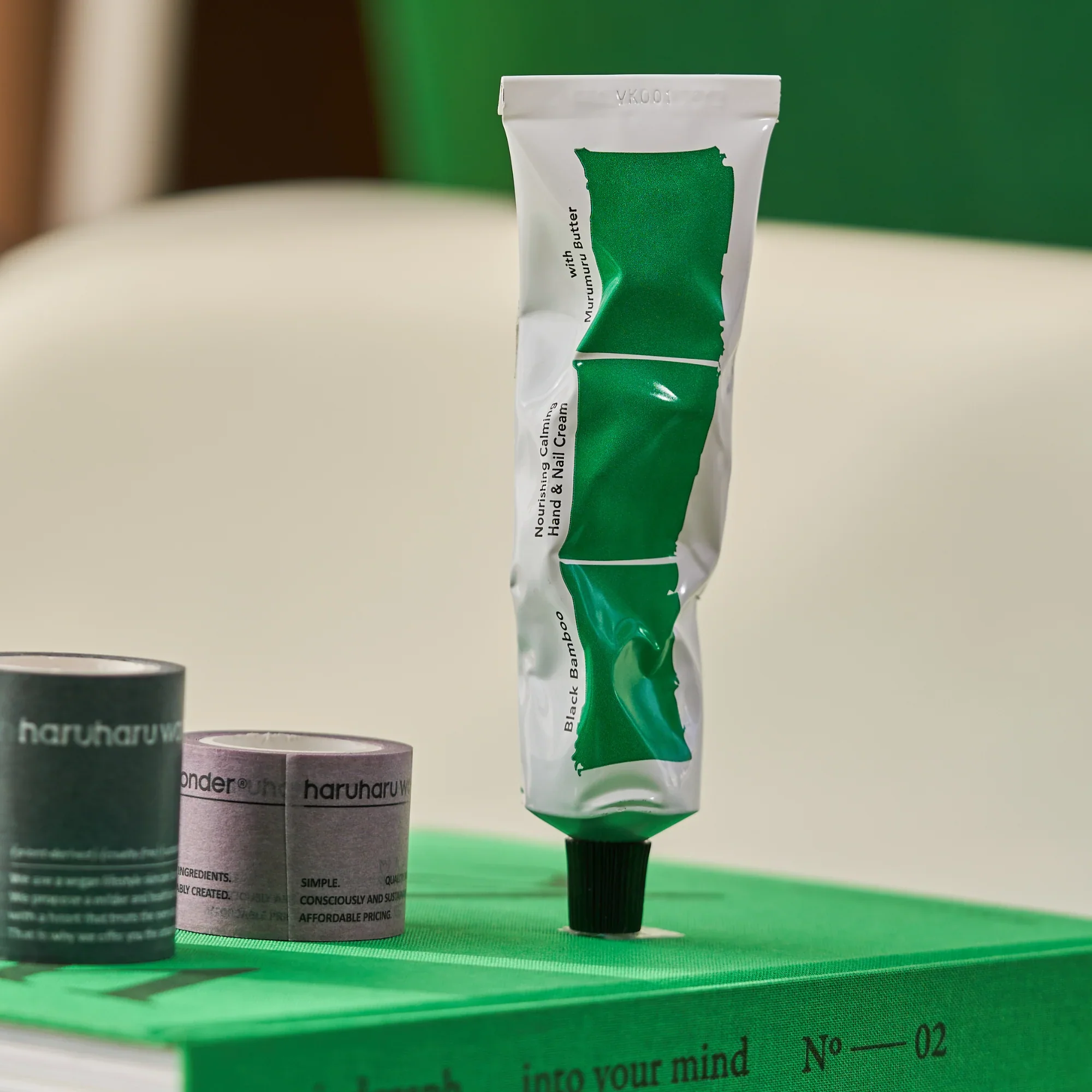 Haruharu Wonder Black Bamboo Nourishing Calming Hand & Nail Cream - Image 2
