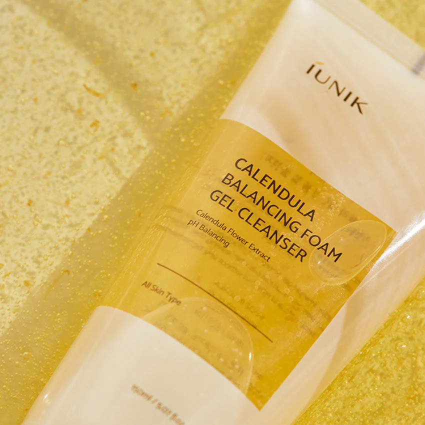 iUNIK Calendula Balancing Foam Gel Cleanser - Image 2