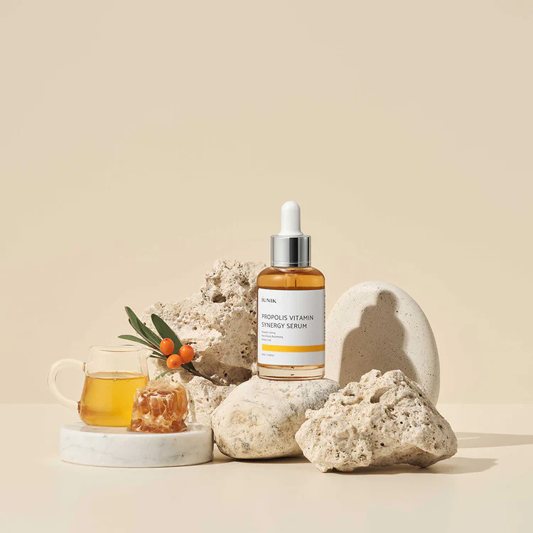 iUNIK Propolis Vitamin Synergy Serum - Image 3