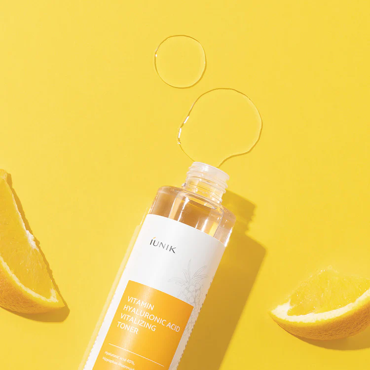iUNIK Vitamin Hyaluronic Acid Vitalizing Toner - Image 3