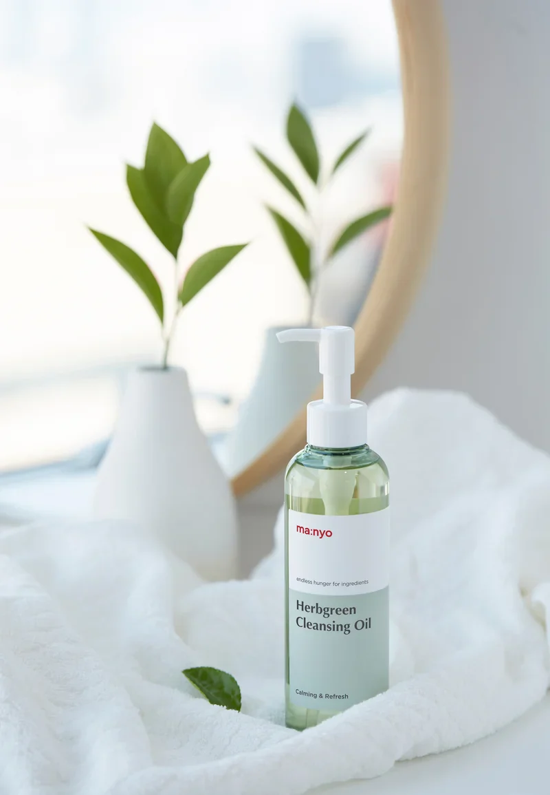Manyo Factory Herb Green Cleansing Oil - Image 3