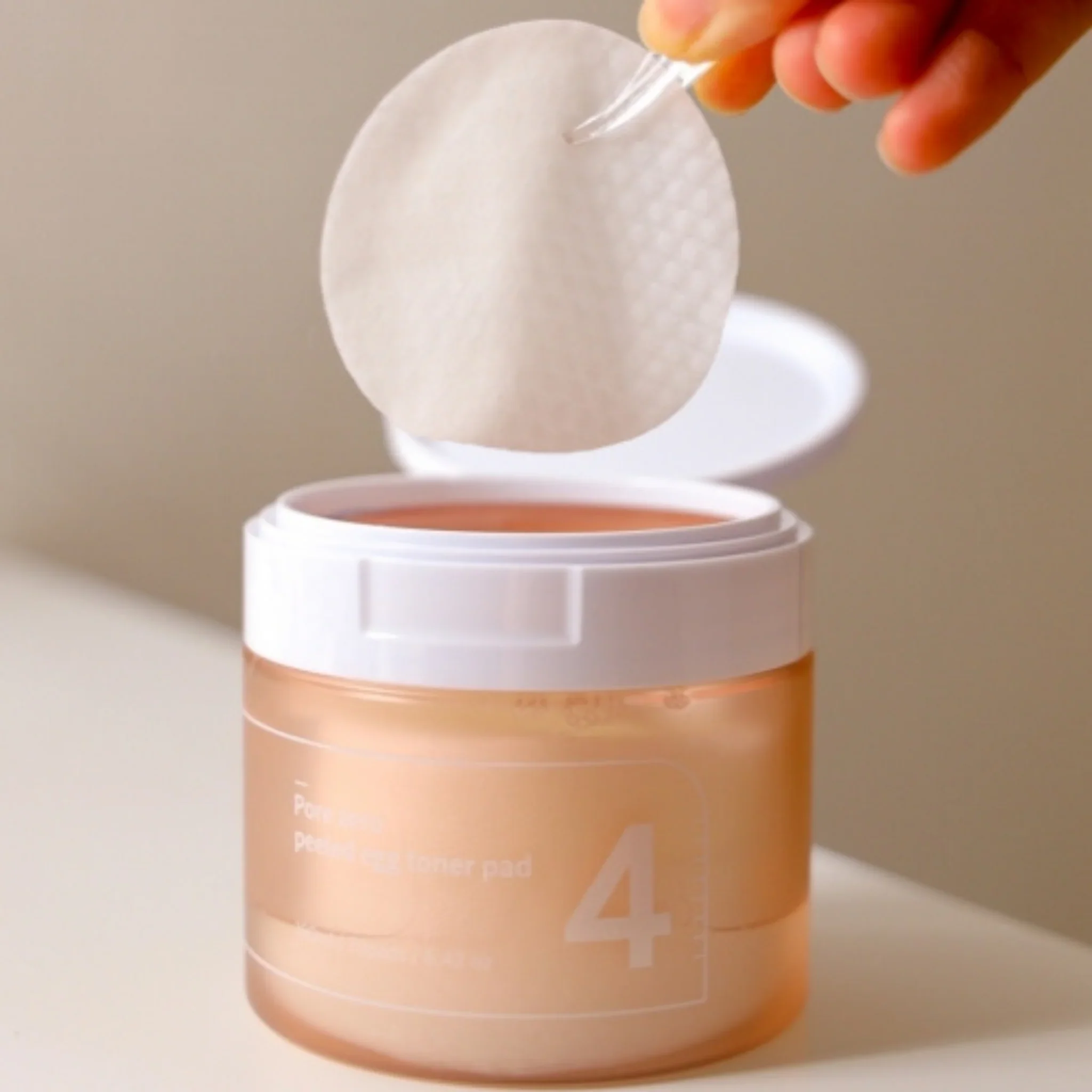 Numbuzin No.4 Pore Zero Peeled Egg Toner Pad - Image 3
