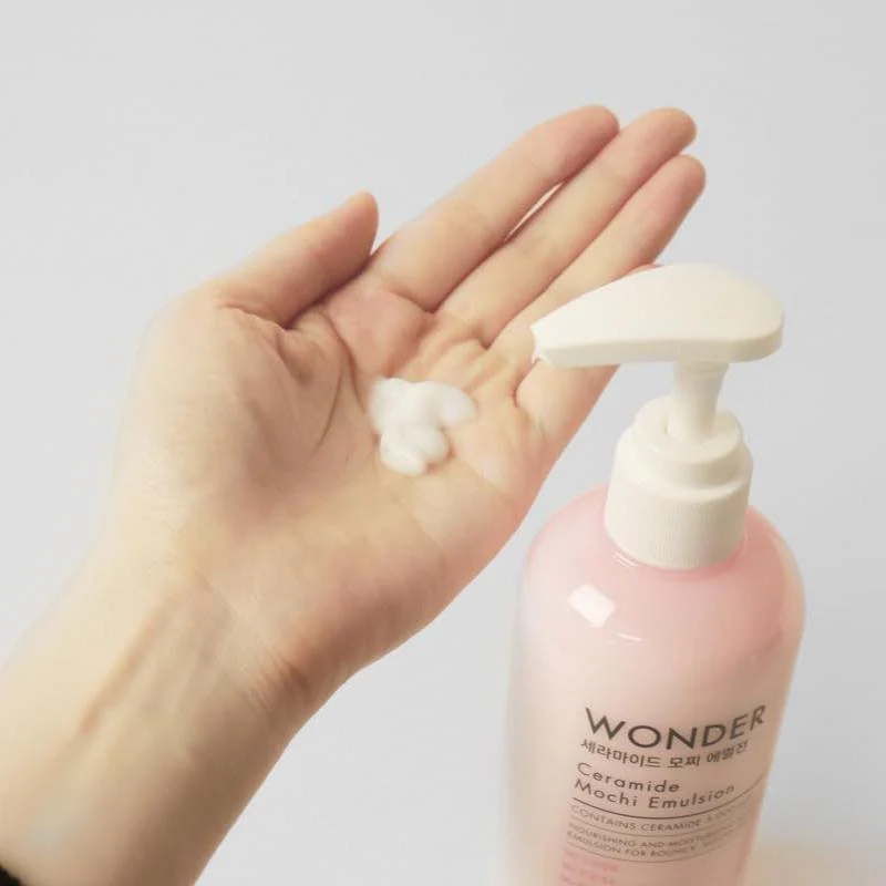 Tonymoly Wonder Ceramide Mochi Emulsion - Image 3